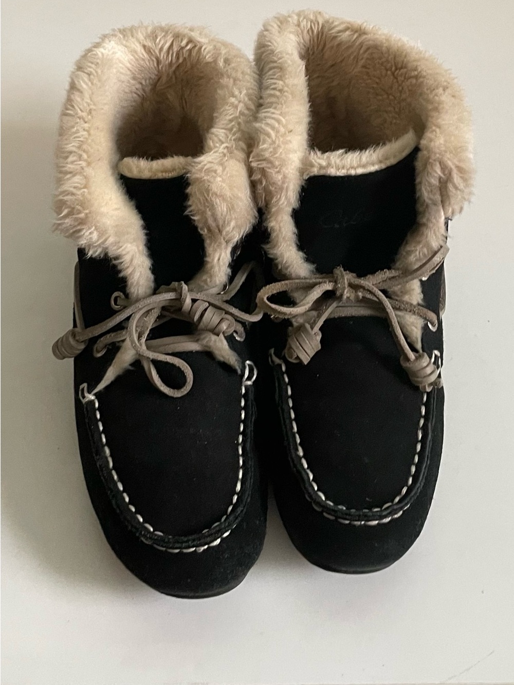 Woman’s Cabela’s Black Suede Miccasin Boots Cream Faux-Fur Lining Sz 7 JMH1238